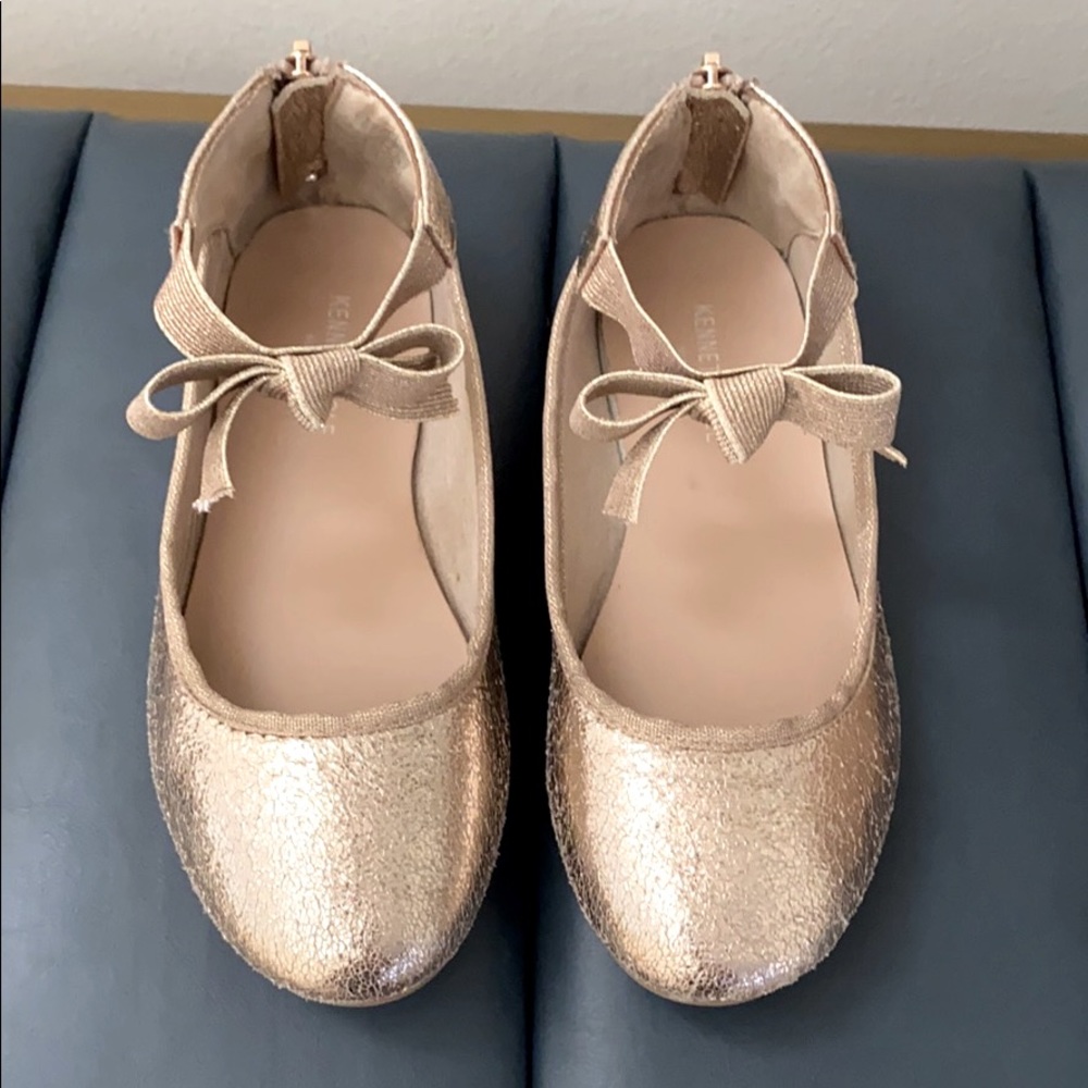 Kenneth Cole rose gold ballerina shoes size13